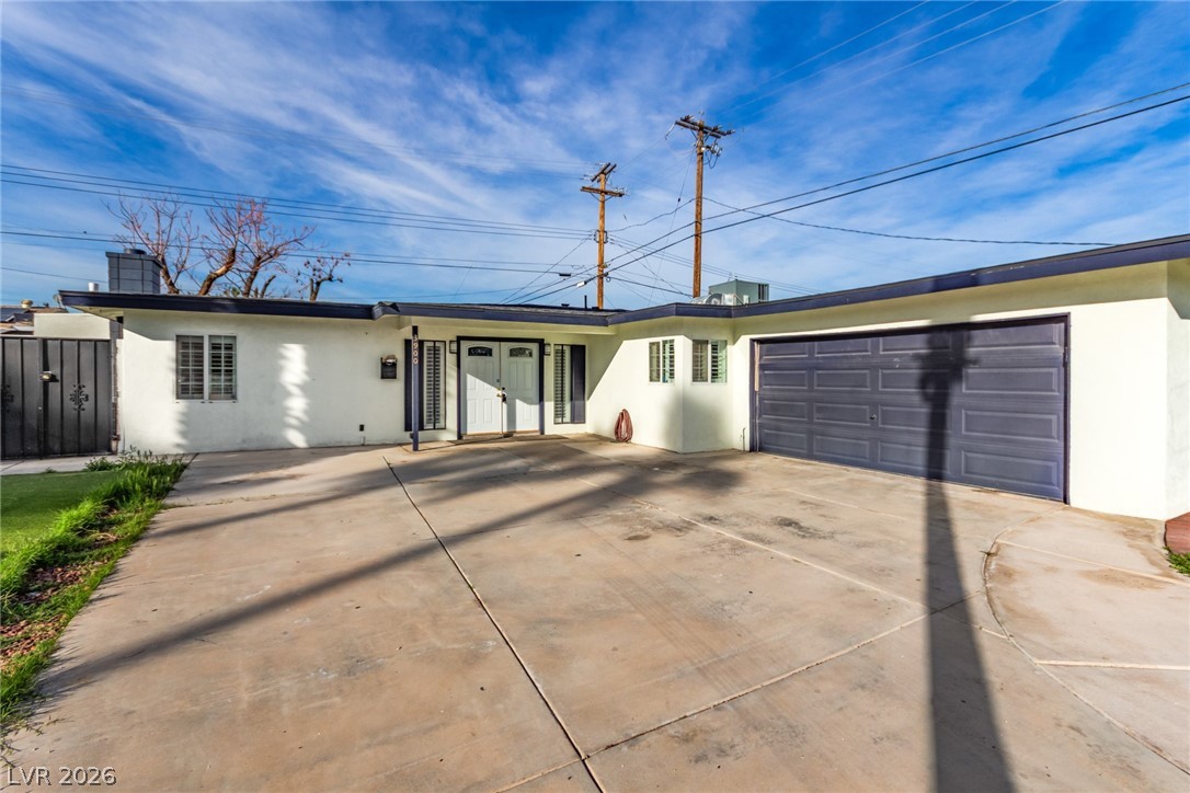 3900 San Angelo Avenue