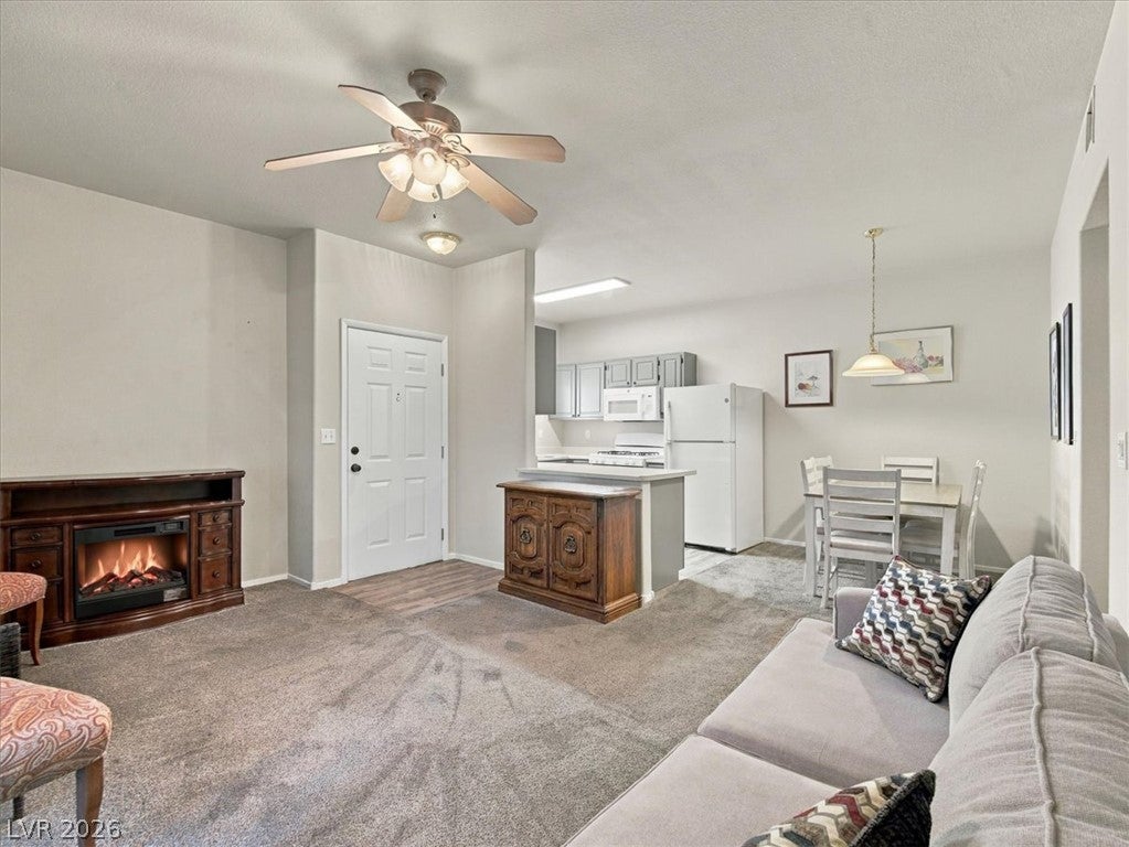 5655 E Sahara Avenue 1065