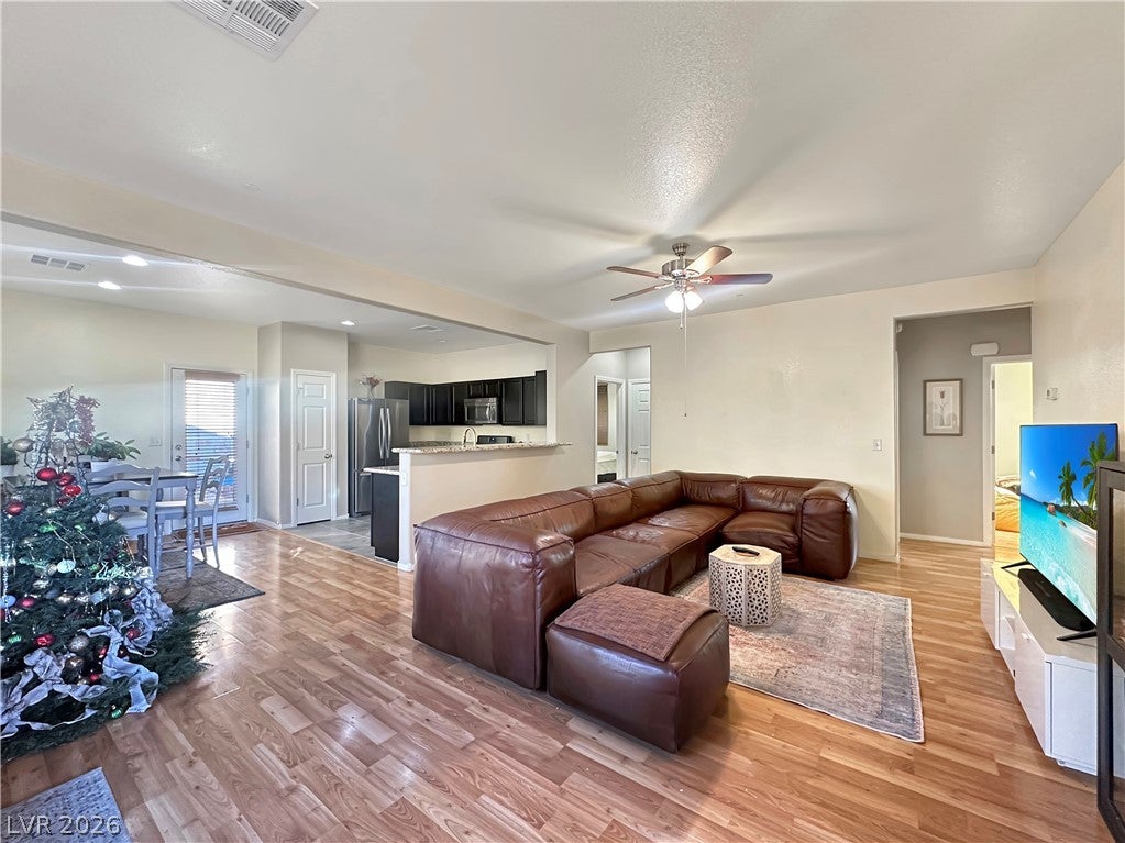 976 Aspen Cliff Drive