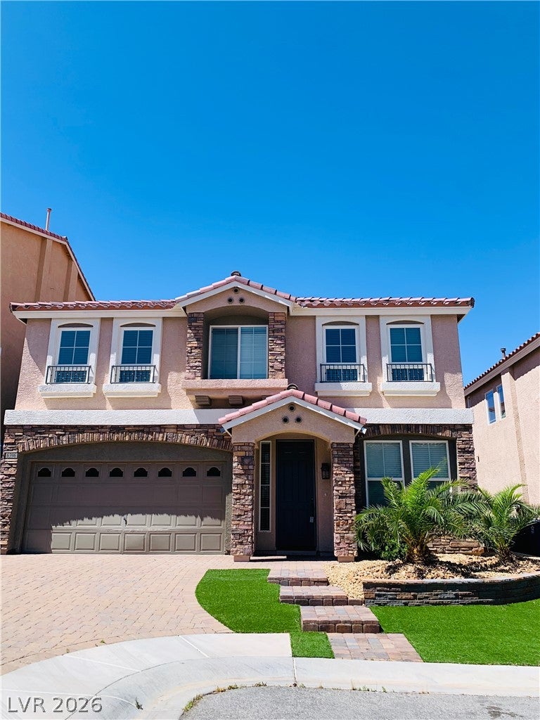 6396 Cascade Cliffs Court