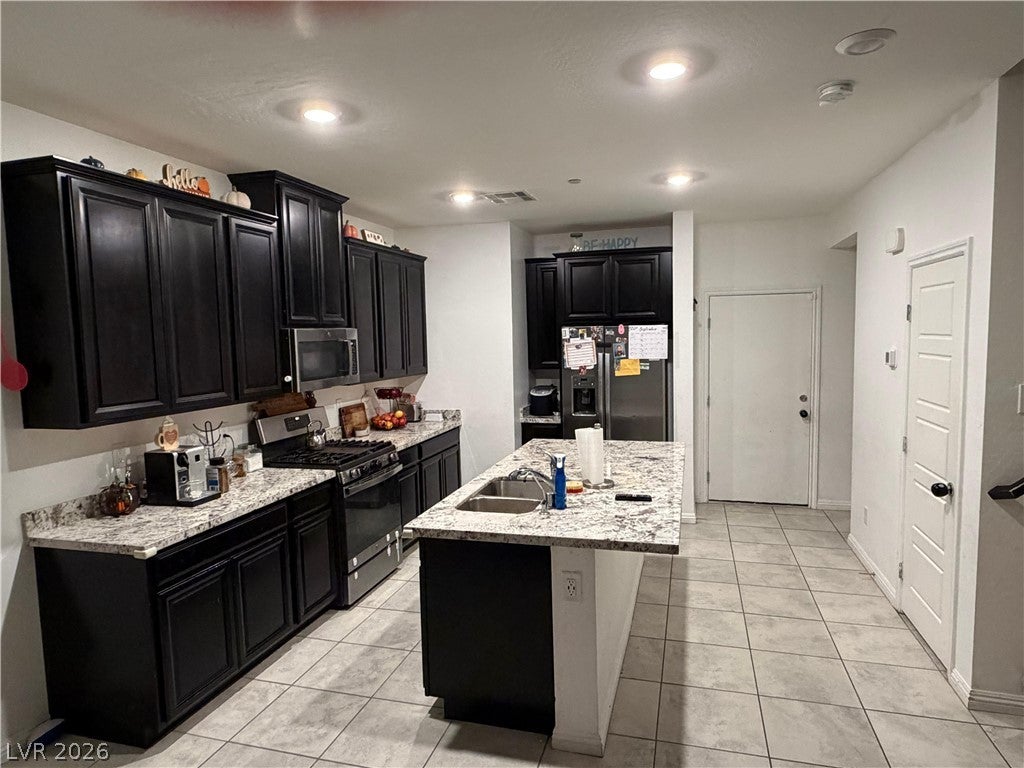 6562 Silver Estate
