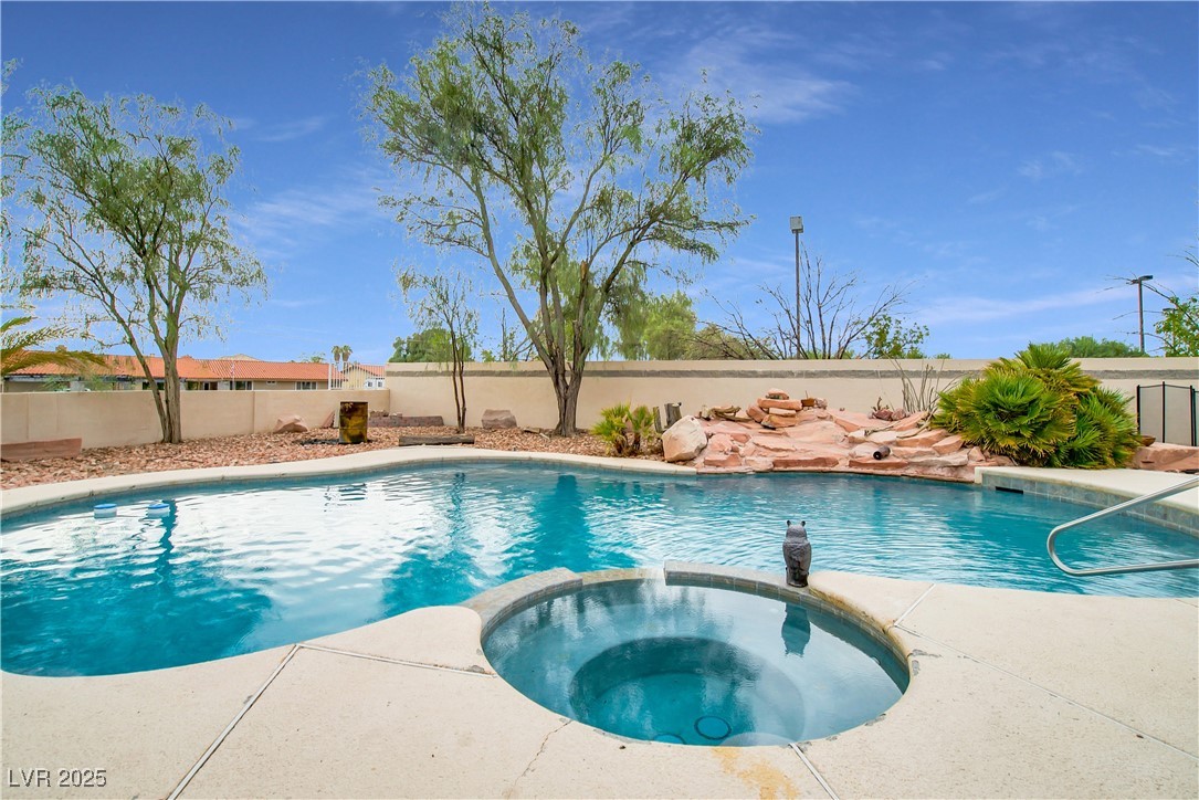 544 N Fogg Street, Las Vegas, Nevada image 36