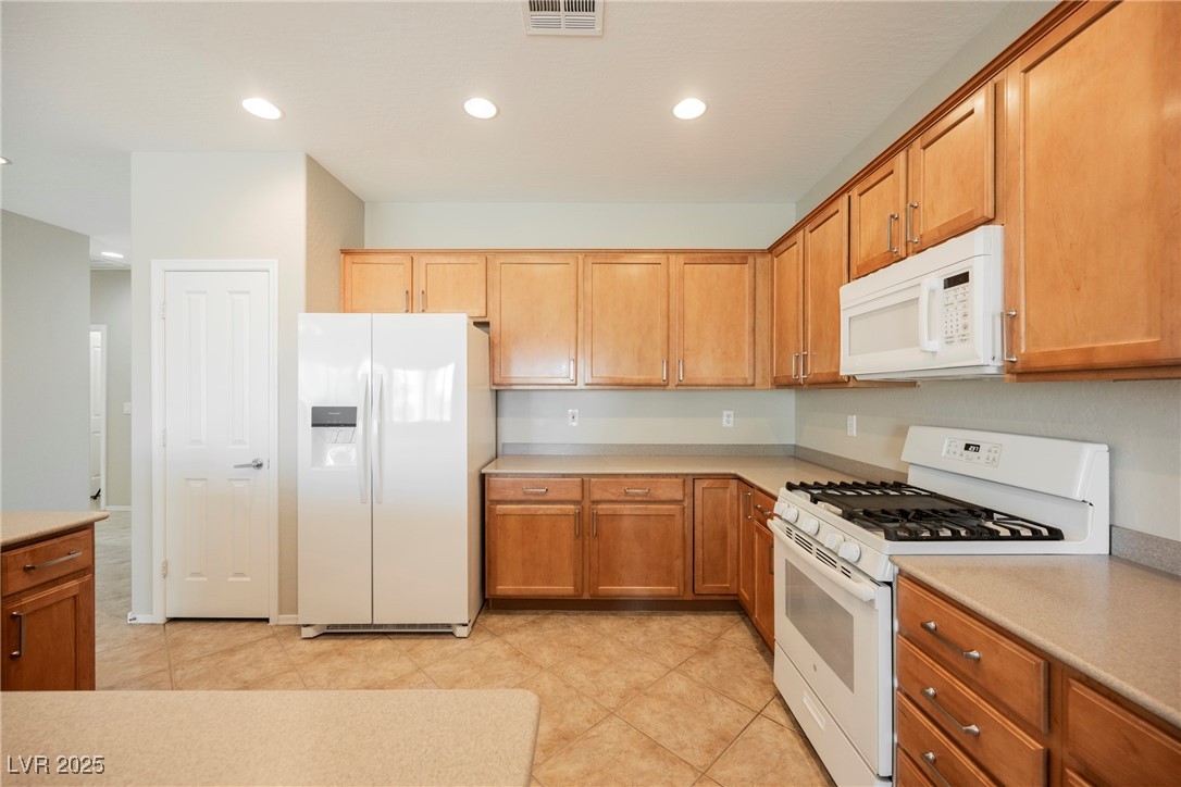 Properties 3 3405 Kingbird Drive
