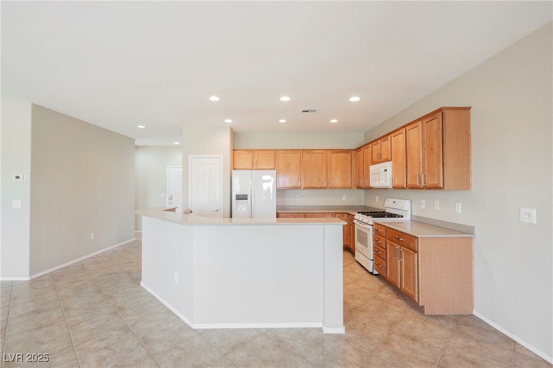 Properties 4 3405 Kingbird Drive