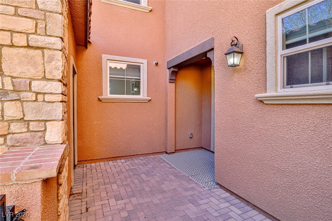 2497 Birch Hollow Street