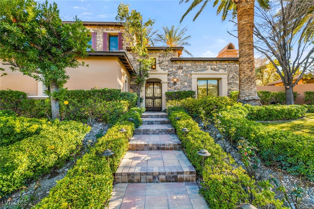 10117 Summit Canyon Drive
