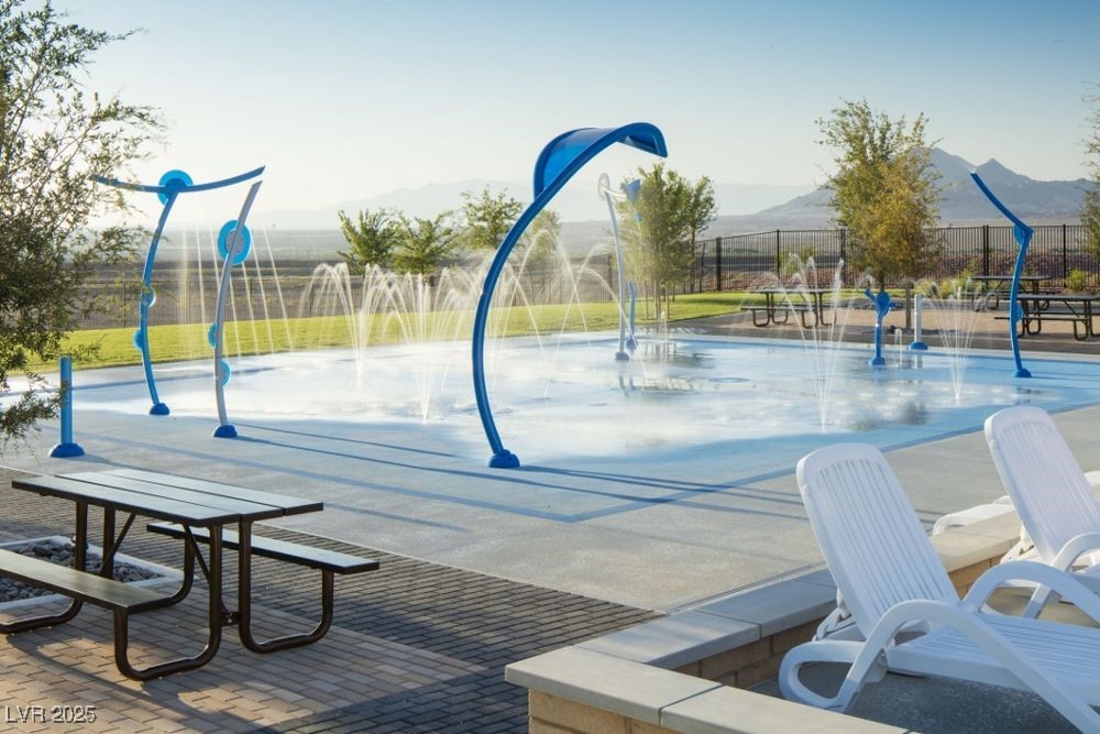 103 Tardando Avenue, Henderson, Nevada image 8
