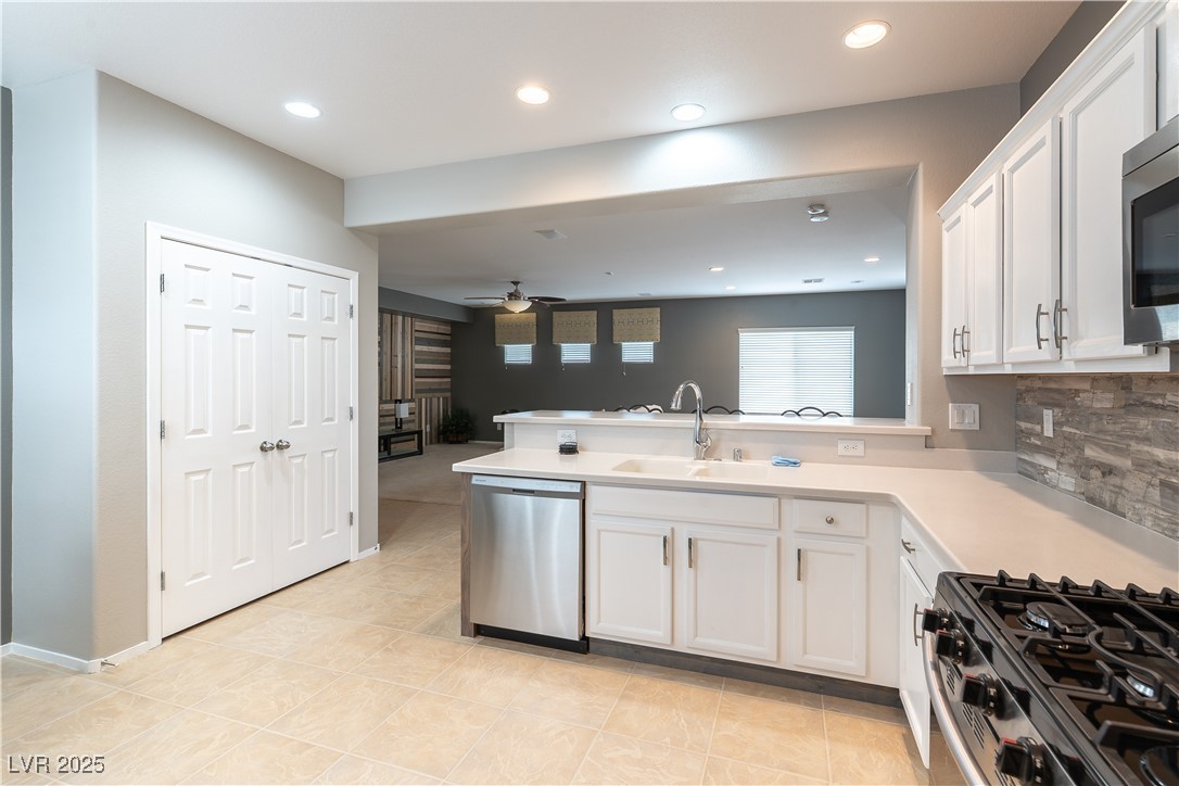 2970 Strathspey Court, Henderson, Nevada image 13
