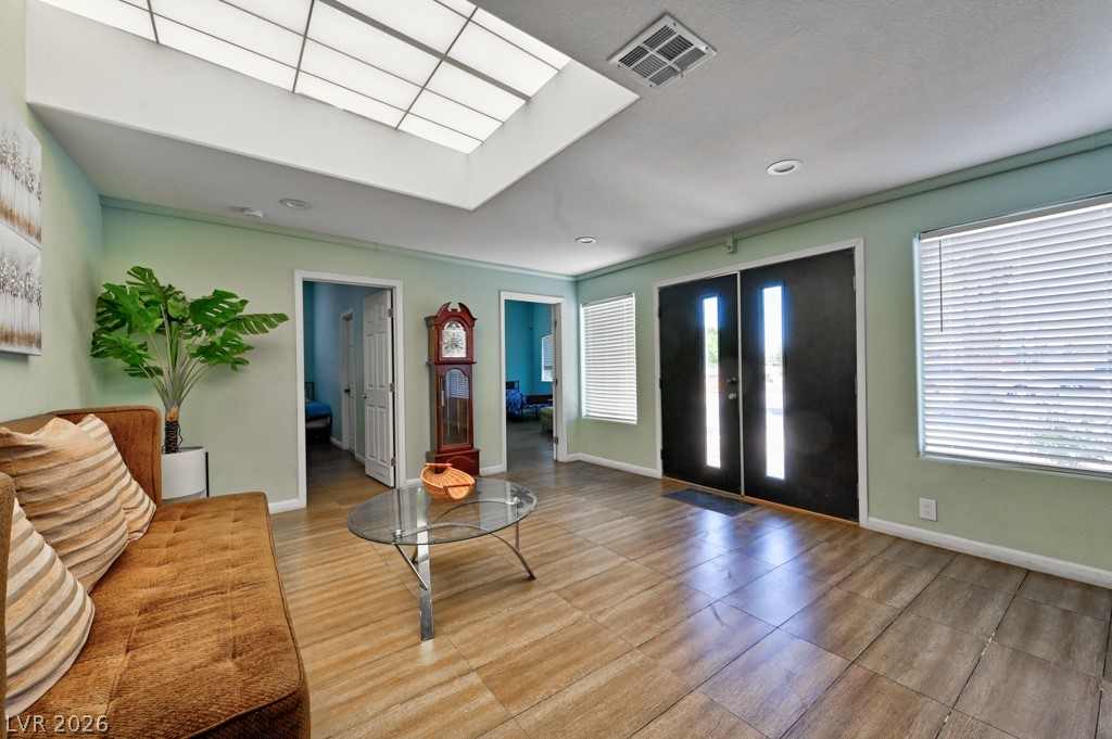 706 Lacy Lane