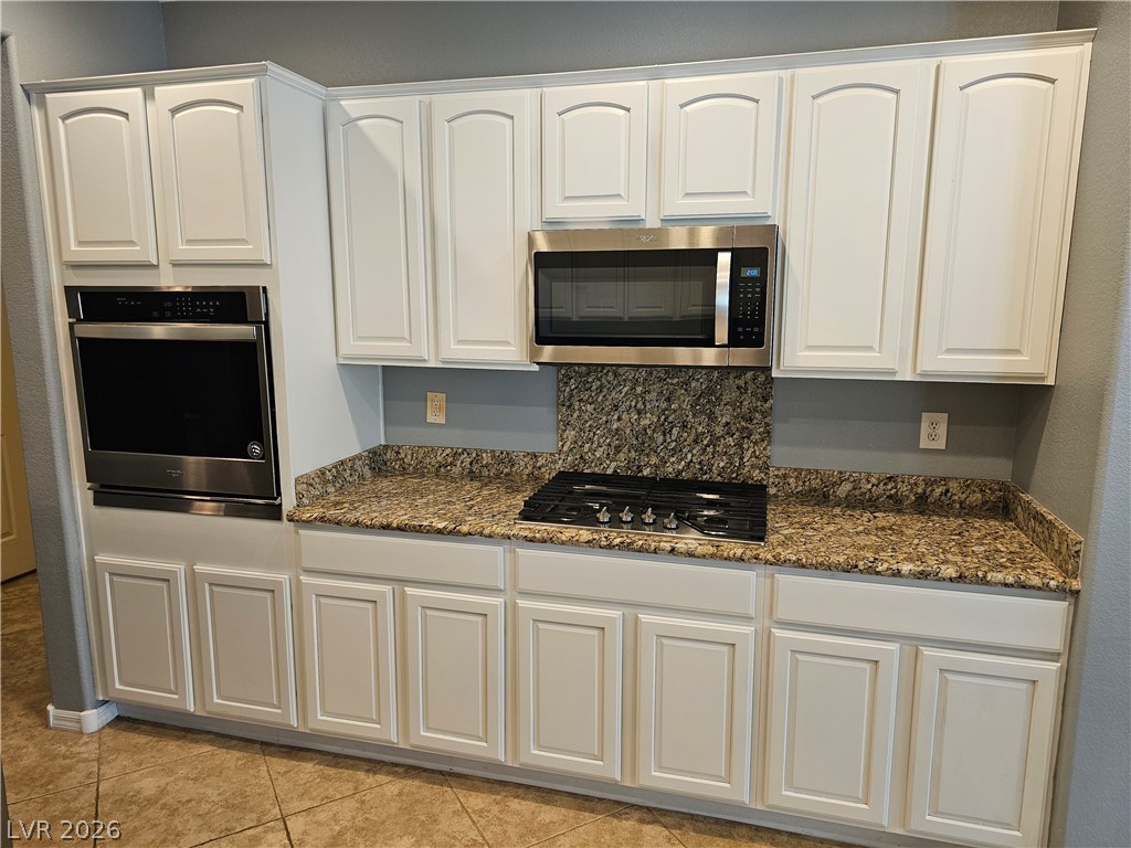2259 Sandstone Cliffs Drive