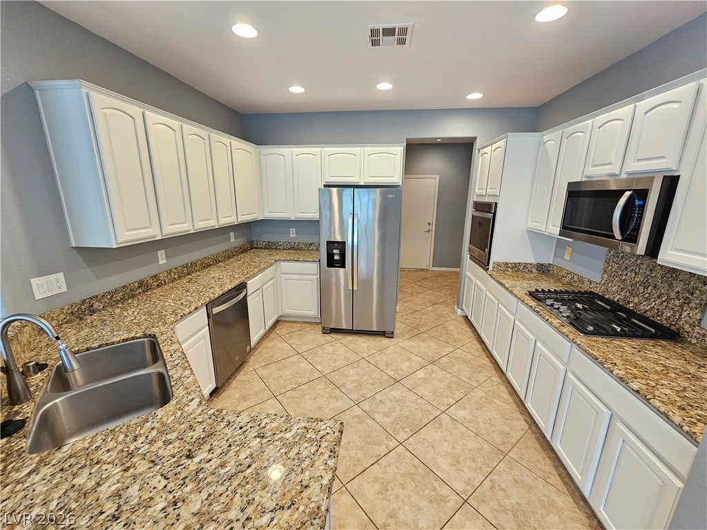 2259 Sandstone Cliffs Drive
