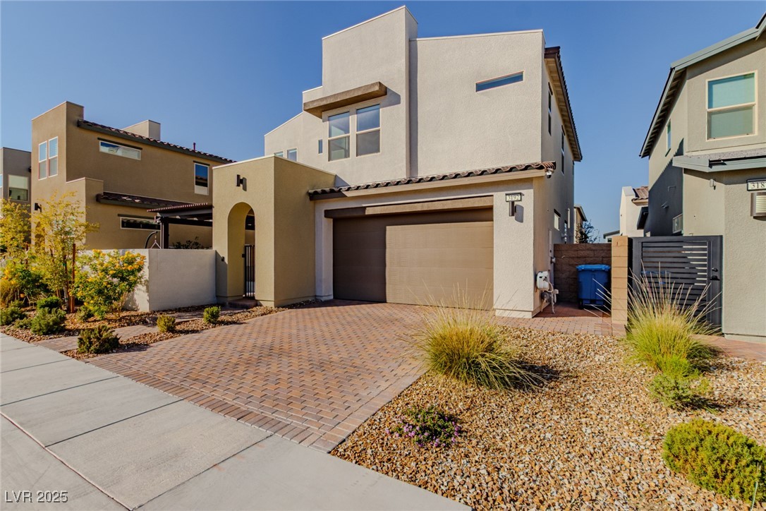 3192 Monte Luna Avenue