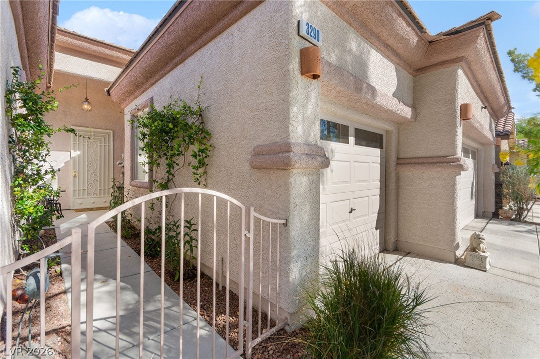 3290 Squire Street