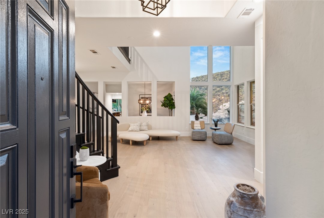 2148 PONT NATIONAL Drive