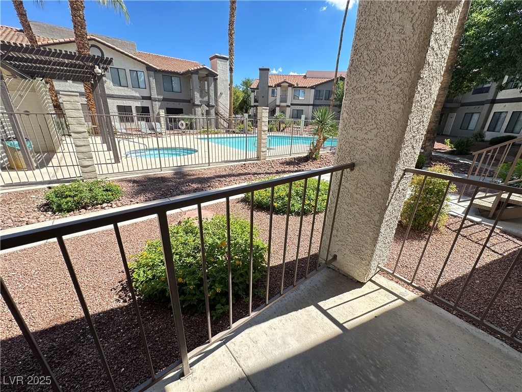 Henderson, Nevada 89014, United States, 2 Bedrooms Bedrooms, ,2 BathroomsBathrooms,Residential,Active,179942