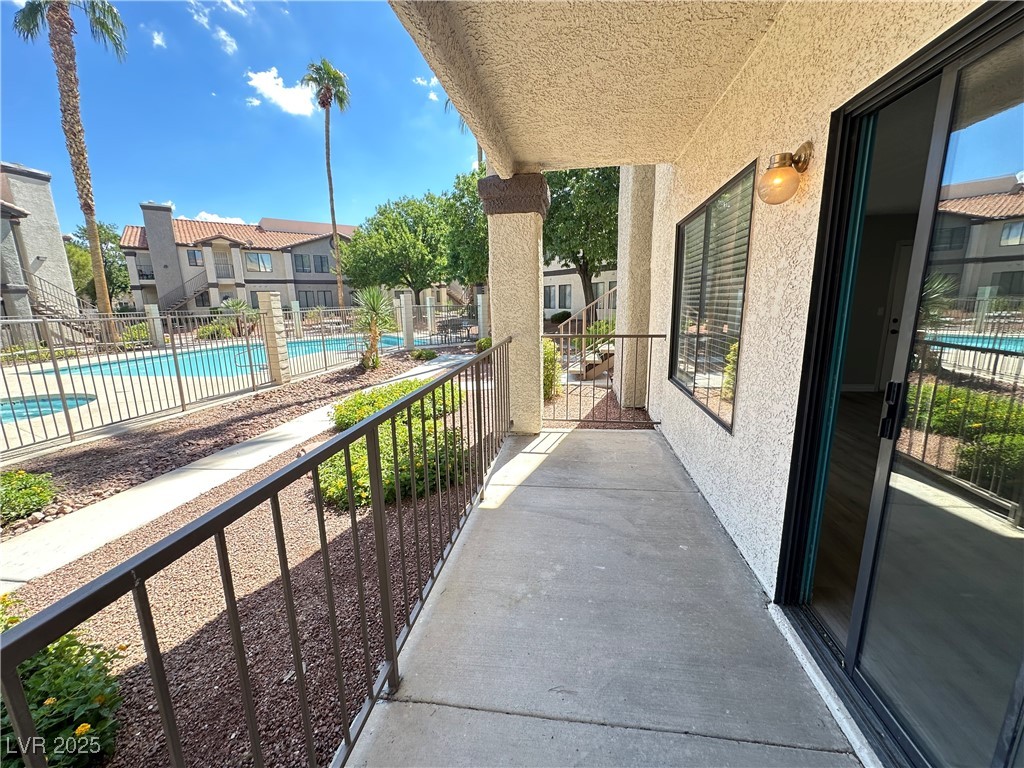 Henderson, Nevada 89014, United States, 2 Bedrooms Bedrooms, ,2 BathroomsBathrooms,Residential,Active,179942