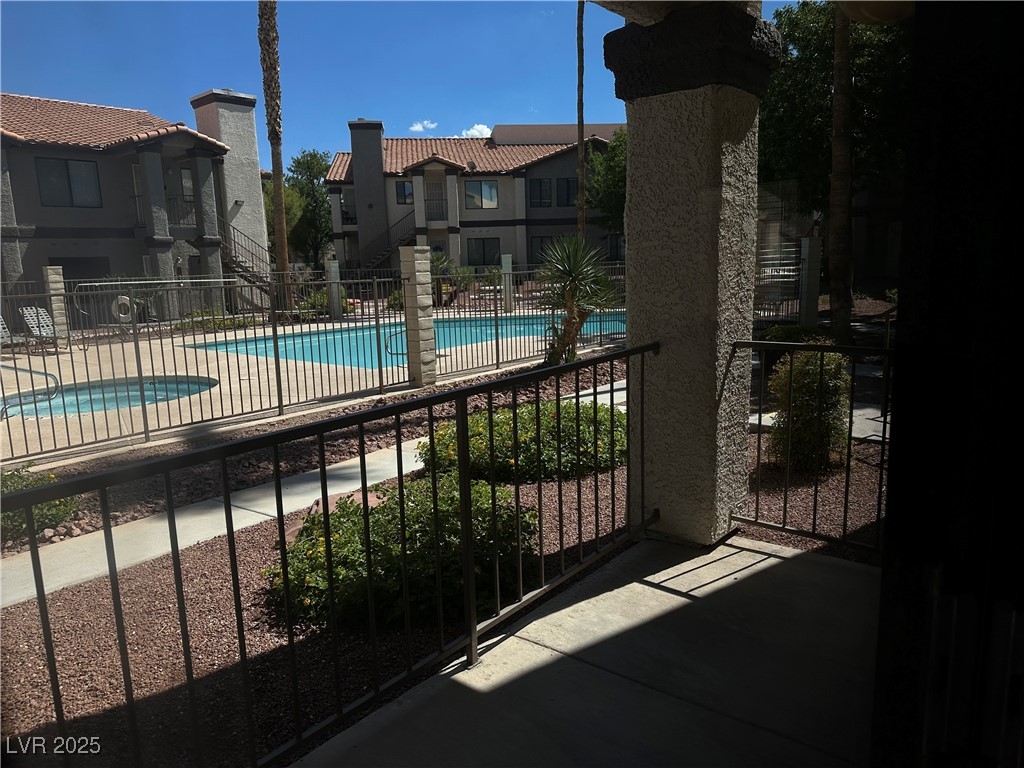 Henderson, Nevada 89014, United States, 2 Bedrooms Bedrooms, ,2 BathroomsBathrooms,Residential,Active,179942