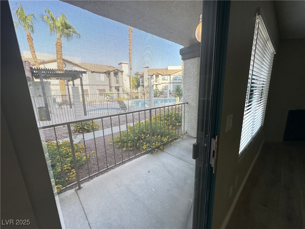 Henderson, Nevada 89014, United States, 2 Bedrooms Bedrooms, ,2 BathroomsBathrooms,Residential,Active,179942