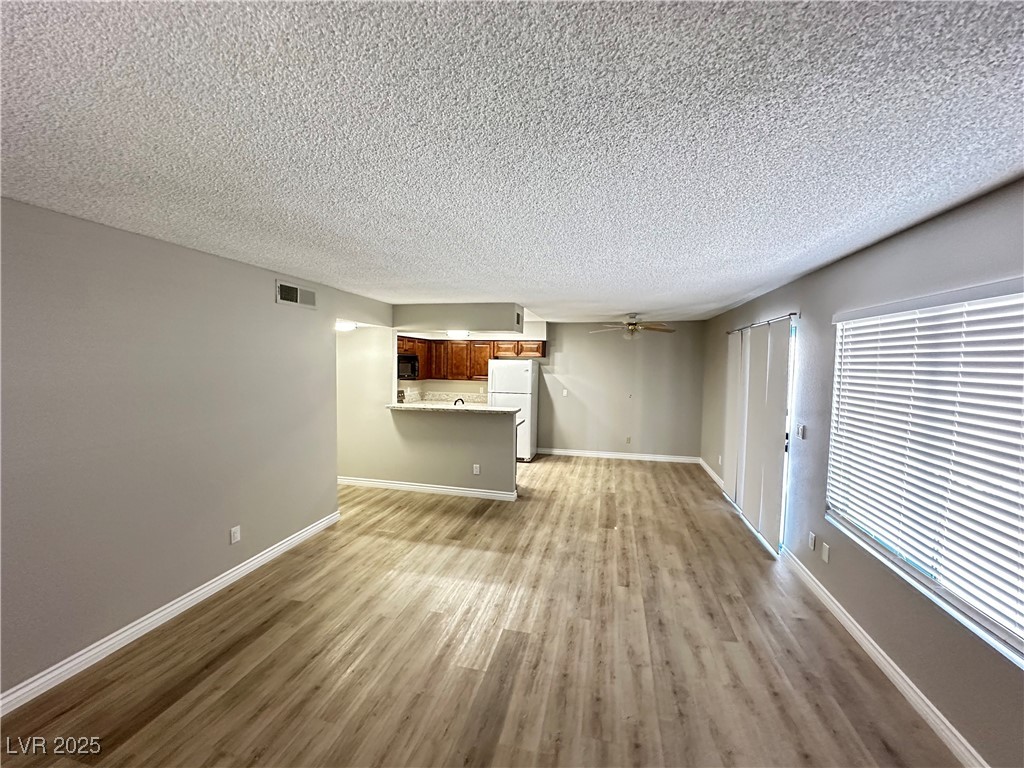 Henderson, Nevada 89014, United States, 2 Bedrooms Bedrooms, ,2 BathroomsBathrooms,Residential,Active,179942