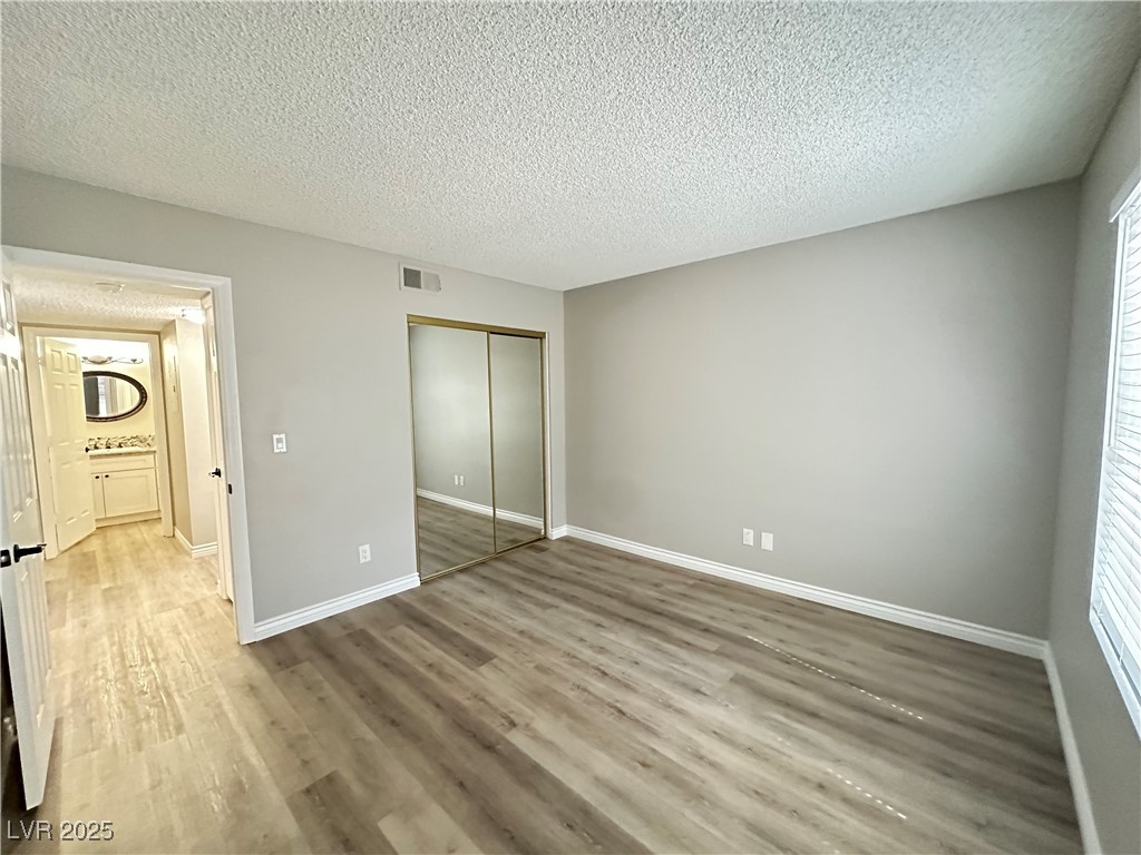 Henderson, Nevada 89014, United States, 2 Bedrooms Bedrooms, ,2 BathroomsBathrooms,Residential,Active,179942