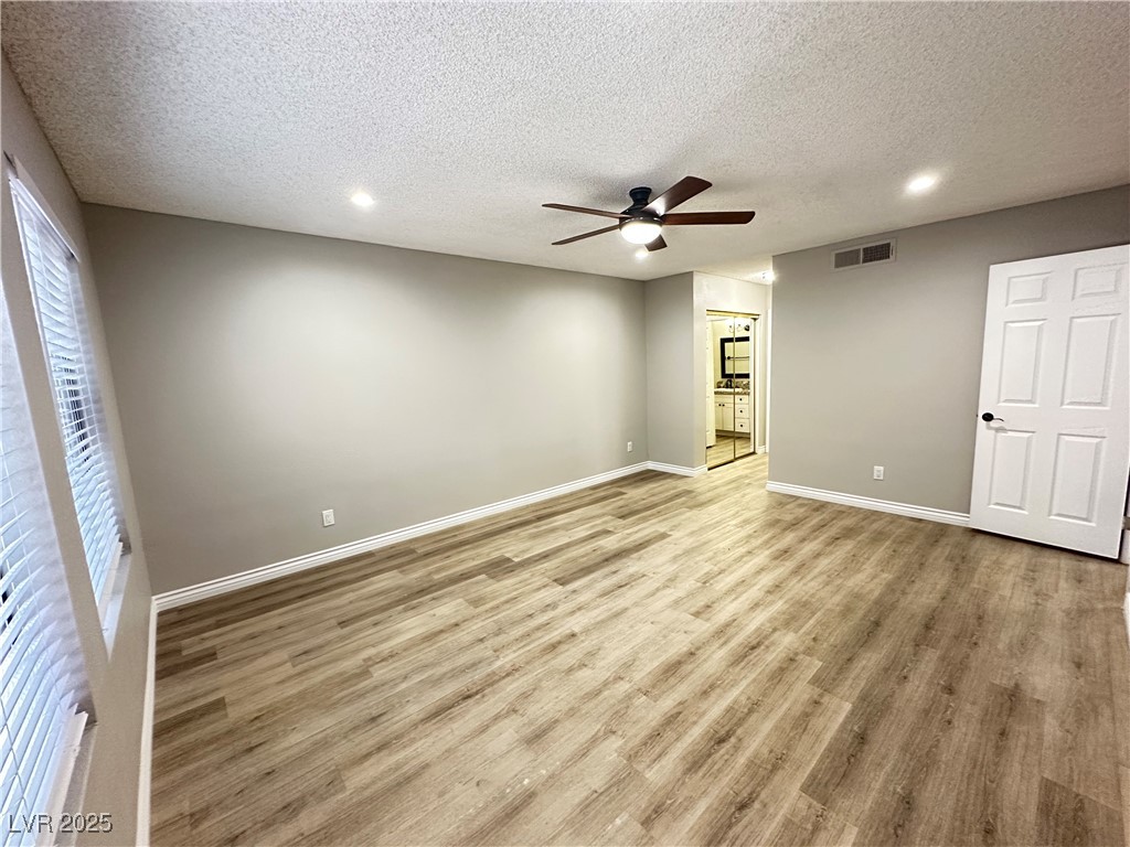 Henderson, Nevada 89014, United States, 2 Bedrooms Bedrooms, ,2 BathroomsBathrooms,Residential,Active,179942