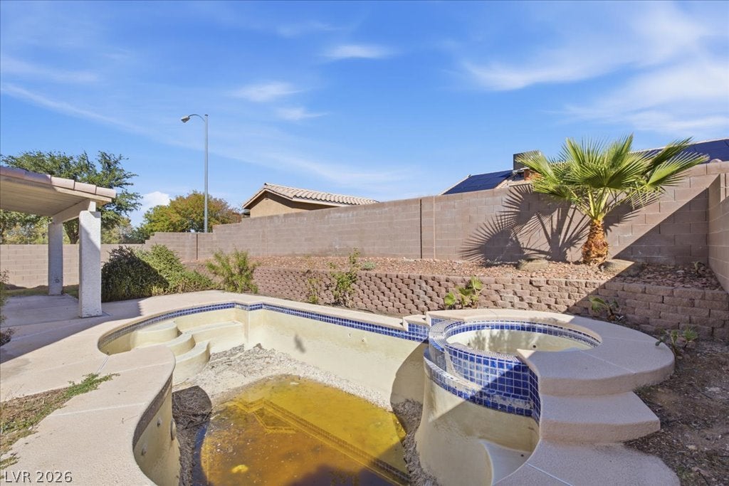Photo of 2000 Maple Springs Street, Henderson, NV 89002 (MLS # 2828498)