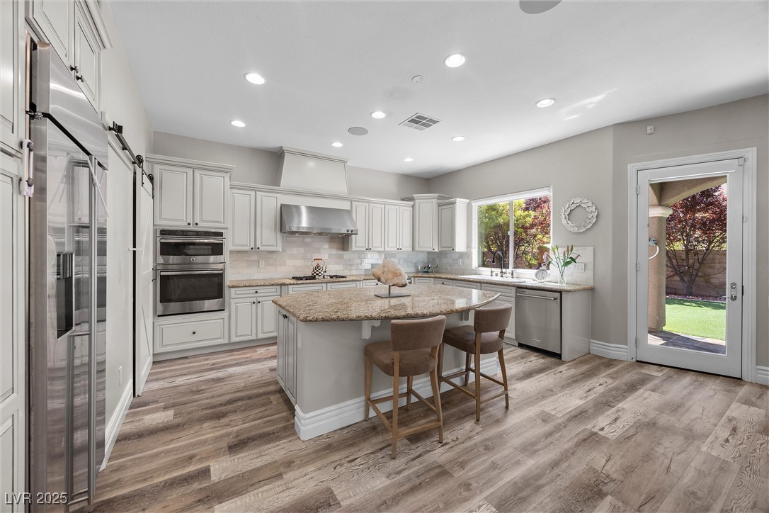 631 Coriander Canyon Court, Las Vegas, Nevada image 4