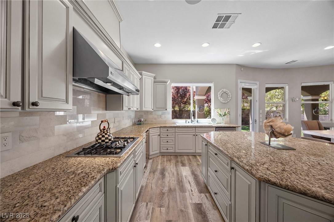631 Coriander Canyon Court, Las Vegas, Nevada image 6
