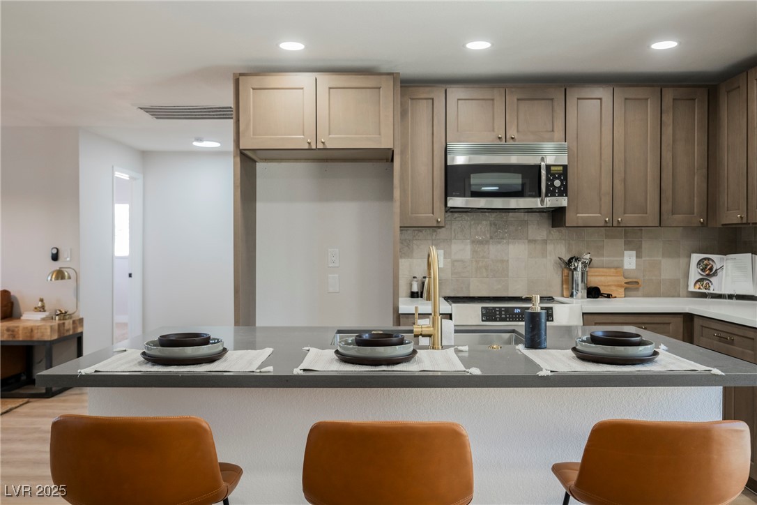 1864 Shadow Mountain Place