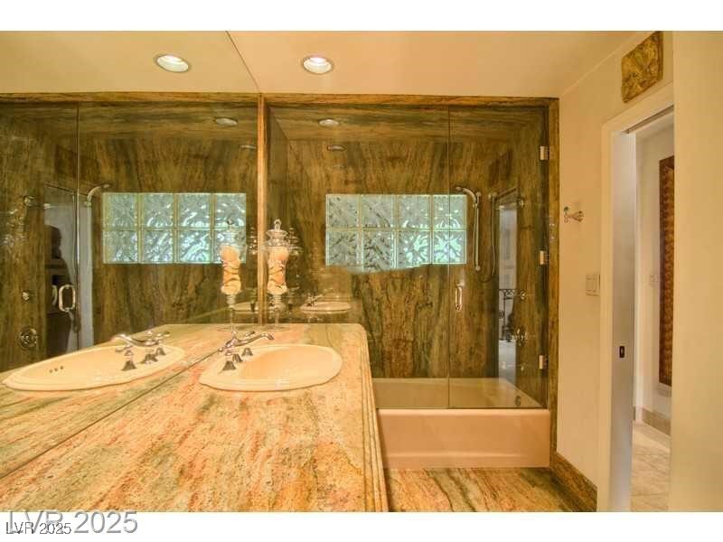 Las Vegas, Nevada 89113, United States, 3 Bedrooms Bedrooms, ,4 BathroomsBathrooms,Residential,Active,93947