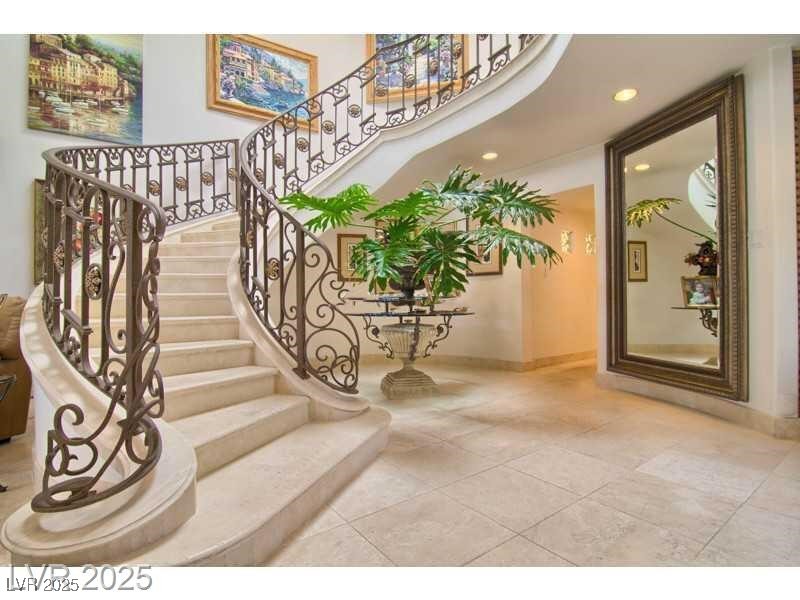 Las Vegas, Nevada 89113, United States, 3 Bedrooms Bedrooms, ,4 BathroomsBathrooms,Residential,Active,93947