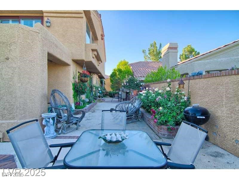 Las Vegas, Nevada 89113, United States, 3 Bedrooms Bedrooms, ,4 BathroomsBathrooms,Residential,Active,93947