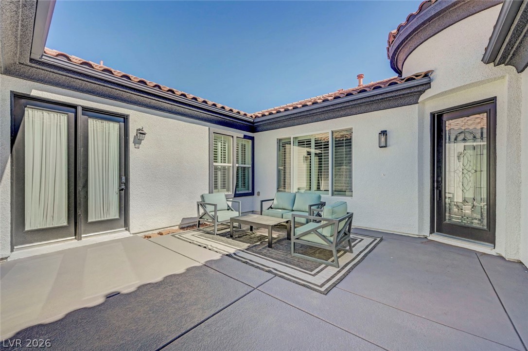 7103 April Wind Avenue
