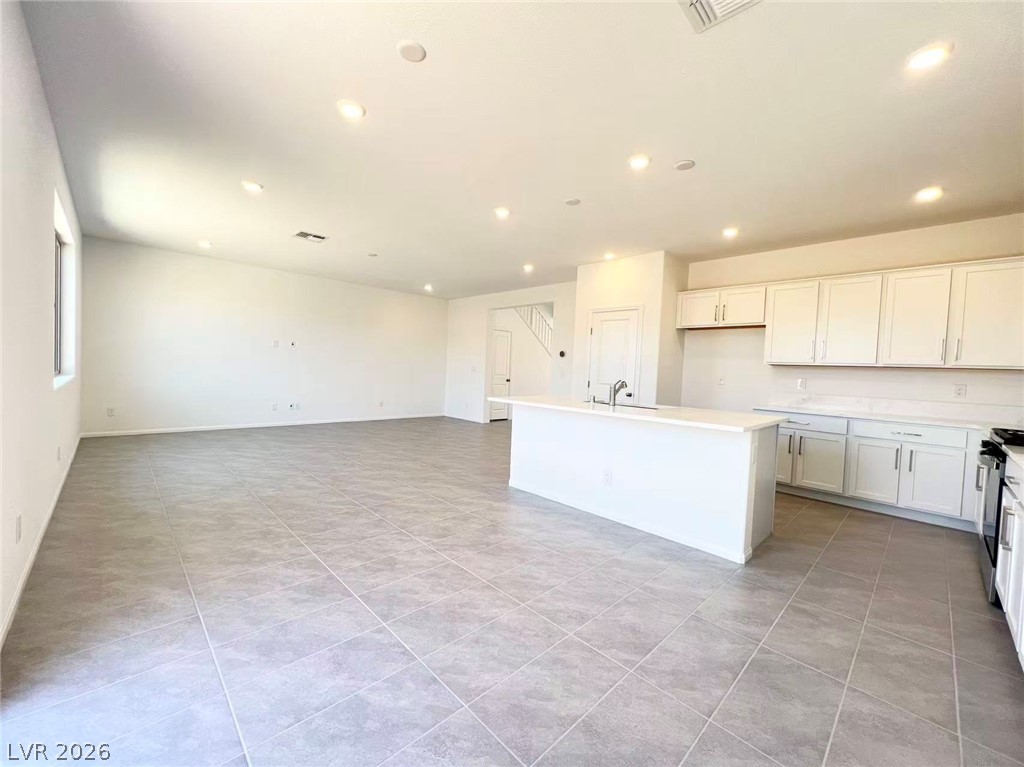 5880 Marigold Sunset Court Drive