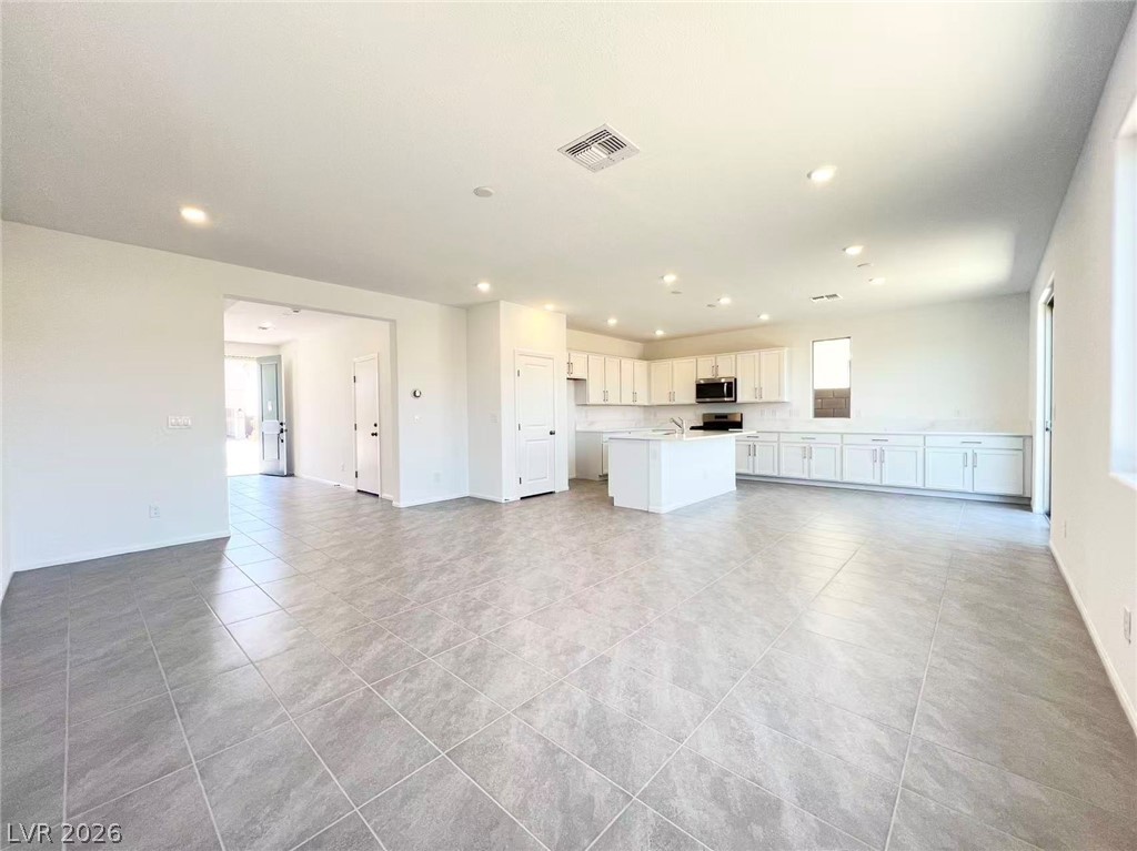 5880 Marigold Sunset Court Drive
