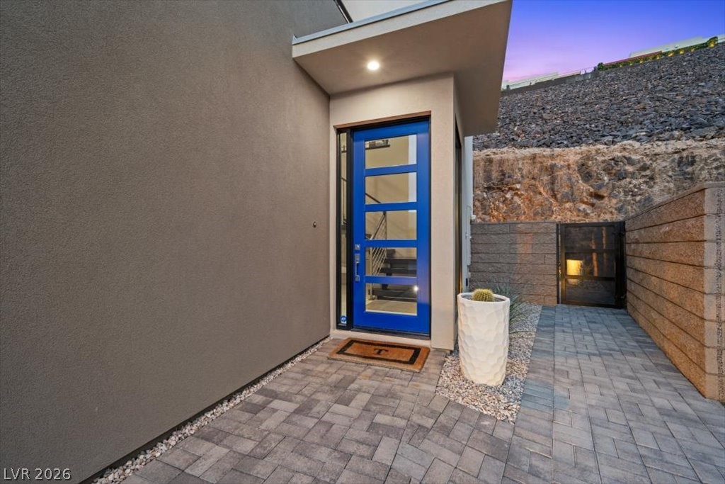 386 Solitude Peak Lane