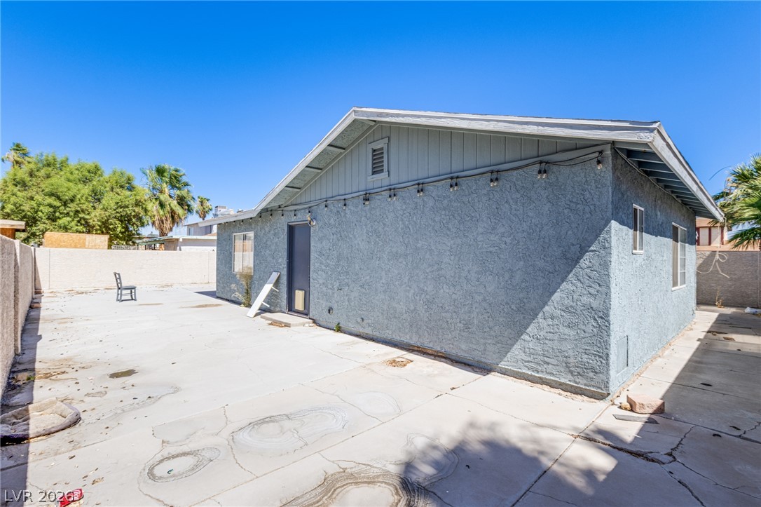 4813 Alameda Avenue