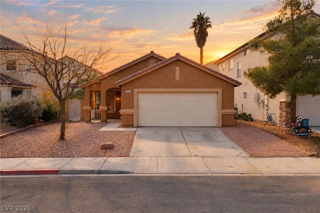 3561 Unique Way