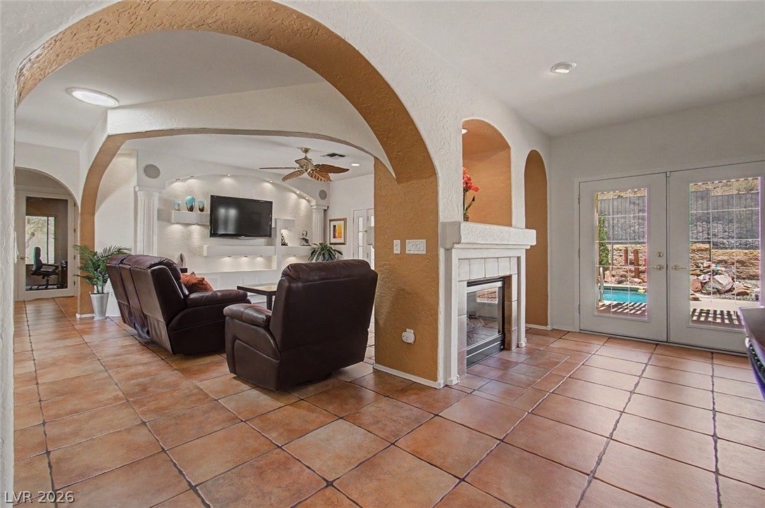 2328 Hardin Ridge Drive Drive