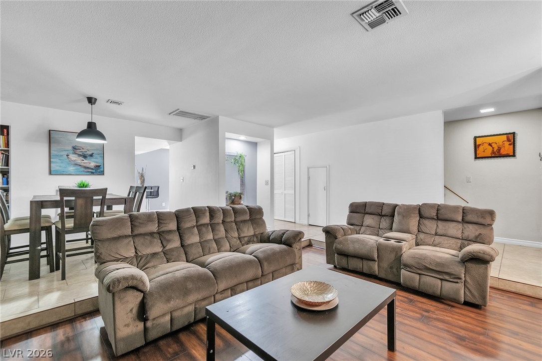 4180 Flamingo Crest Drive 4
