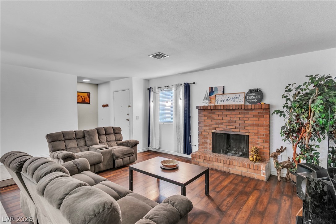 4180 Flamingo Crest Drive 4