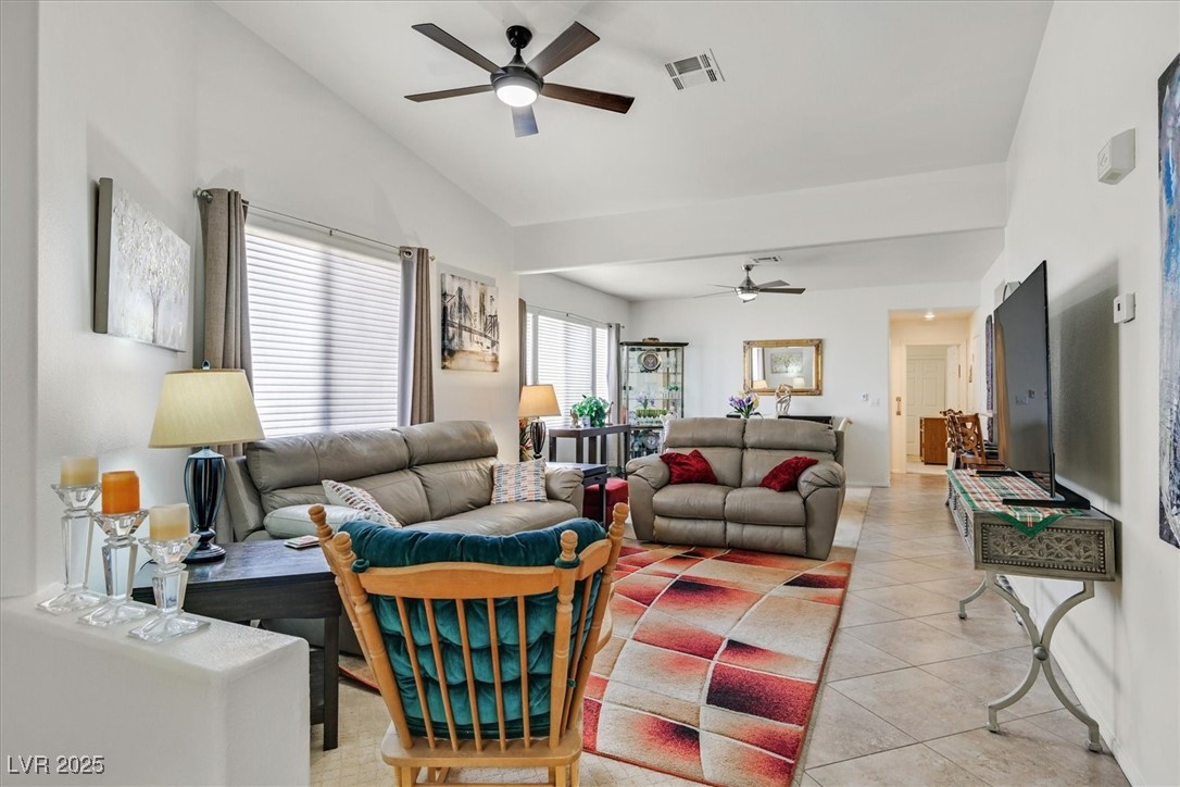 Properties 3 2284 Cassatt Drive