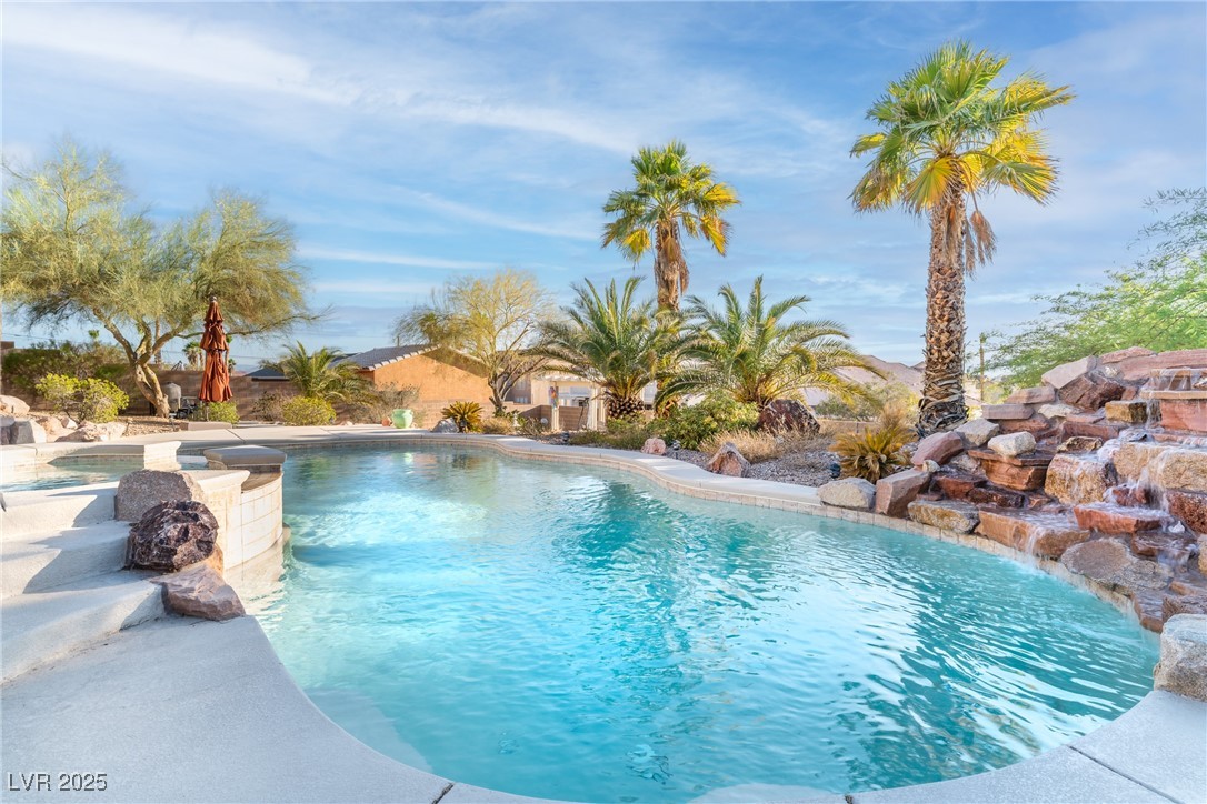 1239 N Hollywood Boulevard