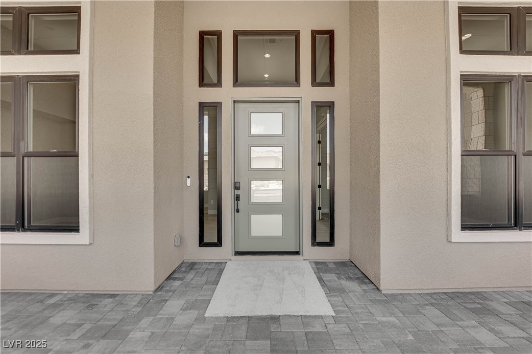 Properties 2 4778 Outlook Peak Street