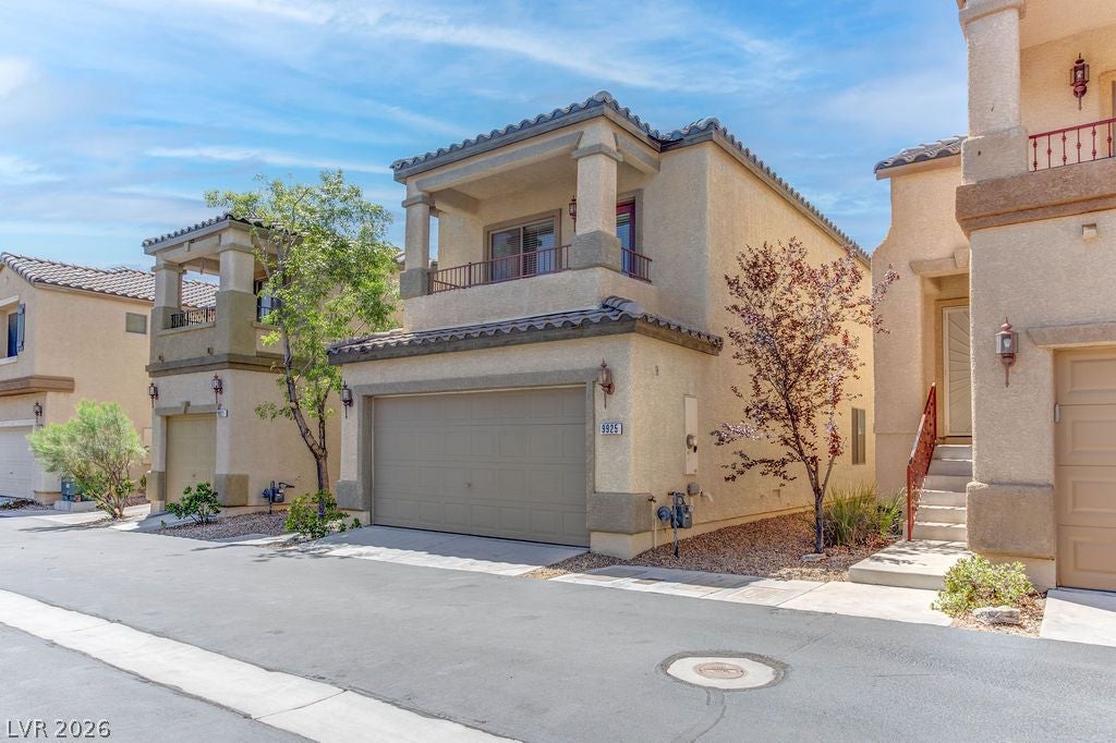 9925 Kalahari Court