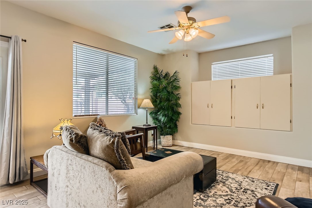 6031 Colonial Oak Court, North Las Vegas, Nevada image 4