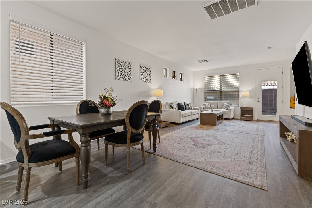 9756 Villa La Mora Avenue