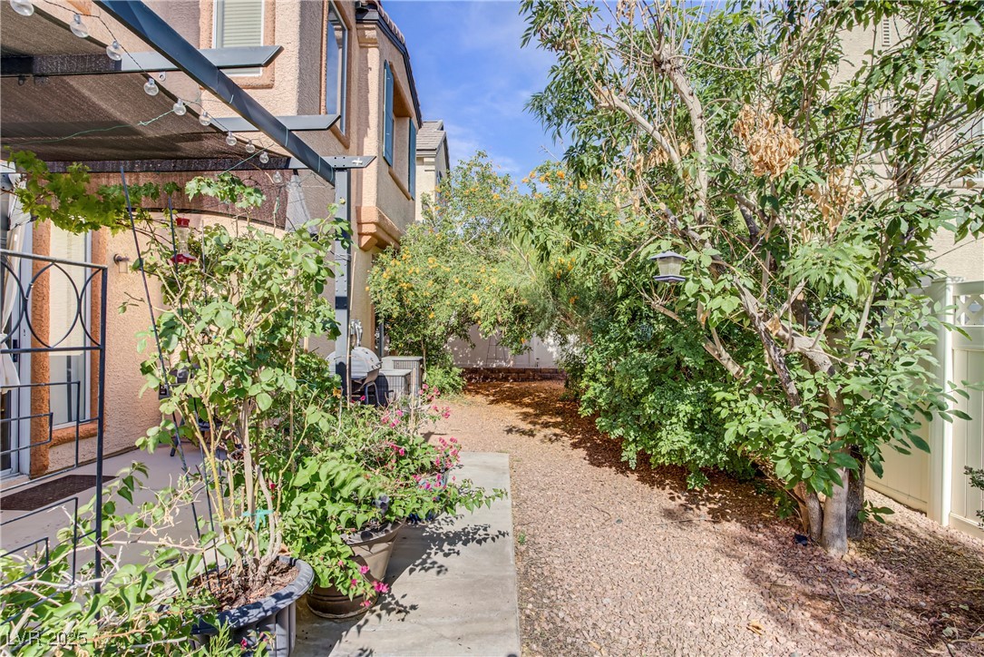 2851 Glistening Grove Avenue, Henderson, Nevada image 31
