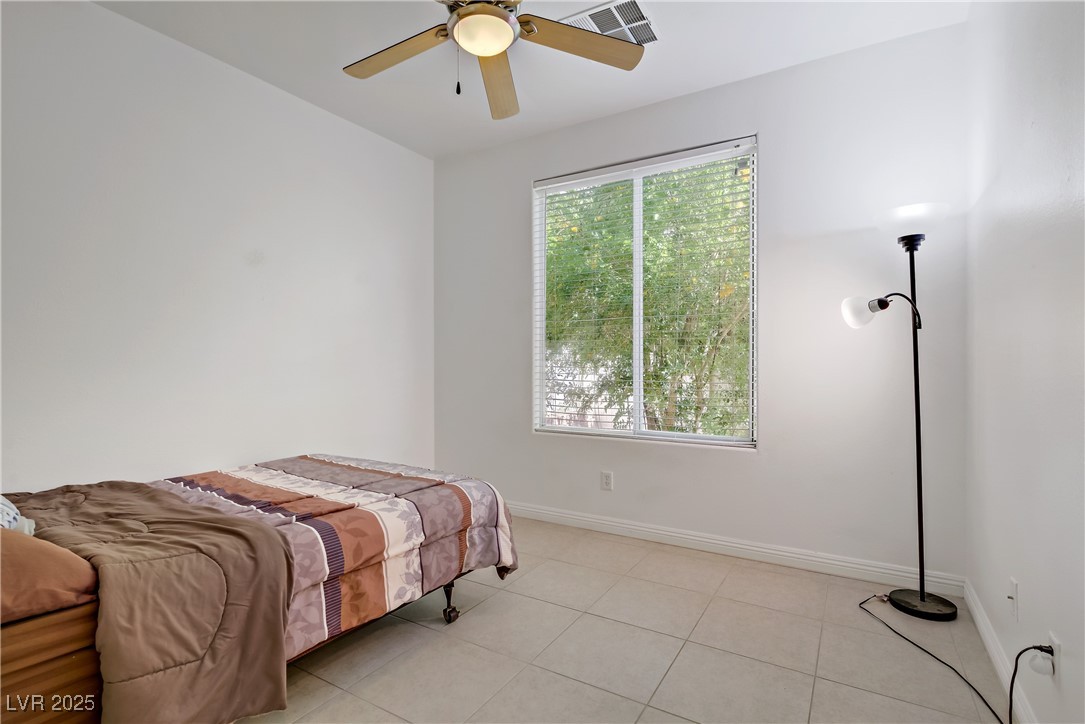 2851 Glistening Grove Avenue, Henderson, Nevada image 16