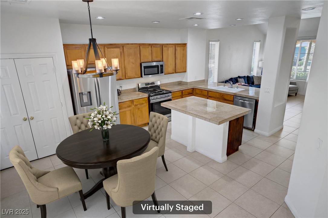 2851 Glistening Grove Avenue, Henderson, Nevada image 12